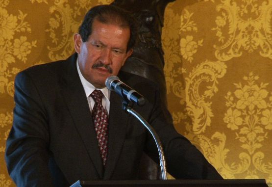 Exvicepresidente Angelino Garzón.