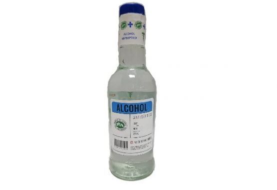 Listo permiso para fabricación de alcohol de licoreras, como la FLA