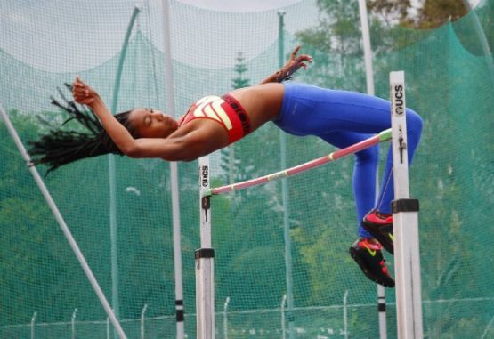 Maria Fernanda Murillo salto alto