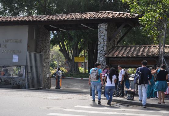 Entrada de la universidad de Antioquia