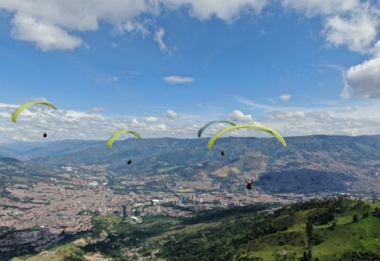 Parapente vuelo