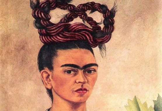 Fragmento de autorretrato de Frida Kahlo
