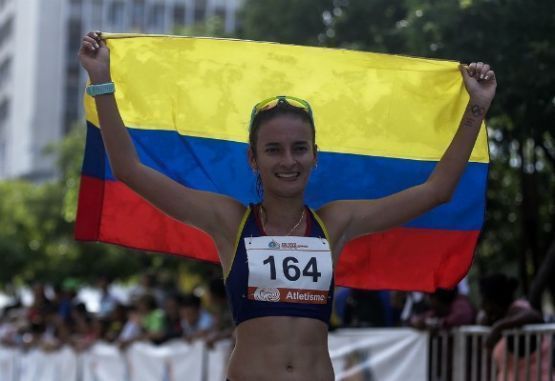 Lorena Arenas bandera Colombia