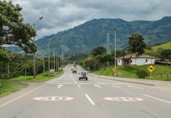 Red vial puente festivo