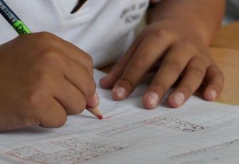 Inasistencia escolar comuna 13