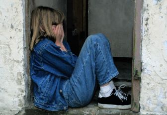 Violencia contra niños y niñas