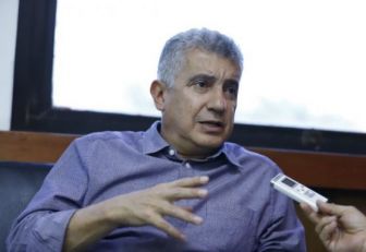 Luis Bernardo Velez