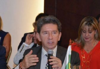 Gobernador Luis Pérez