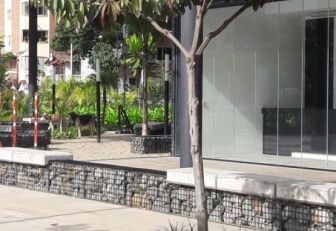 Locales vacíos