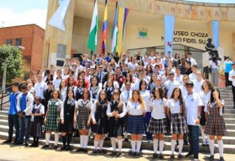 Posesión personeros escolares en Bello